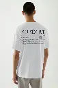 unsplash_TysFvOl78u0_t-shirt.webp